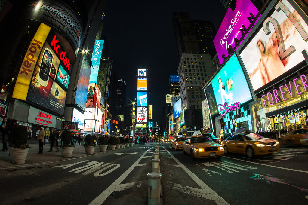 Taxi Cabs @ Times Square, New York